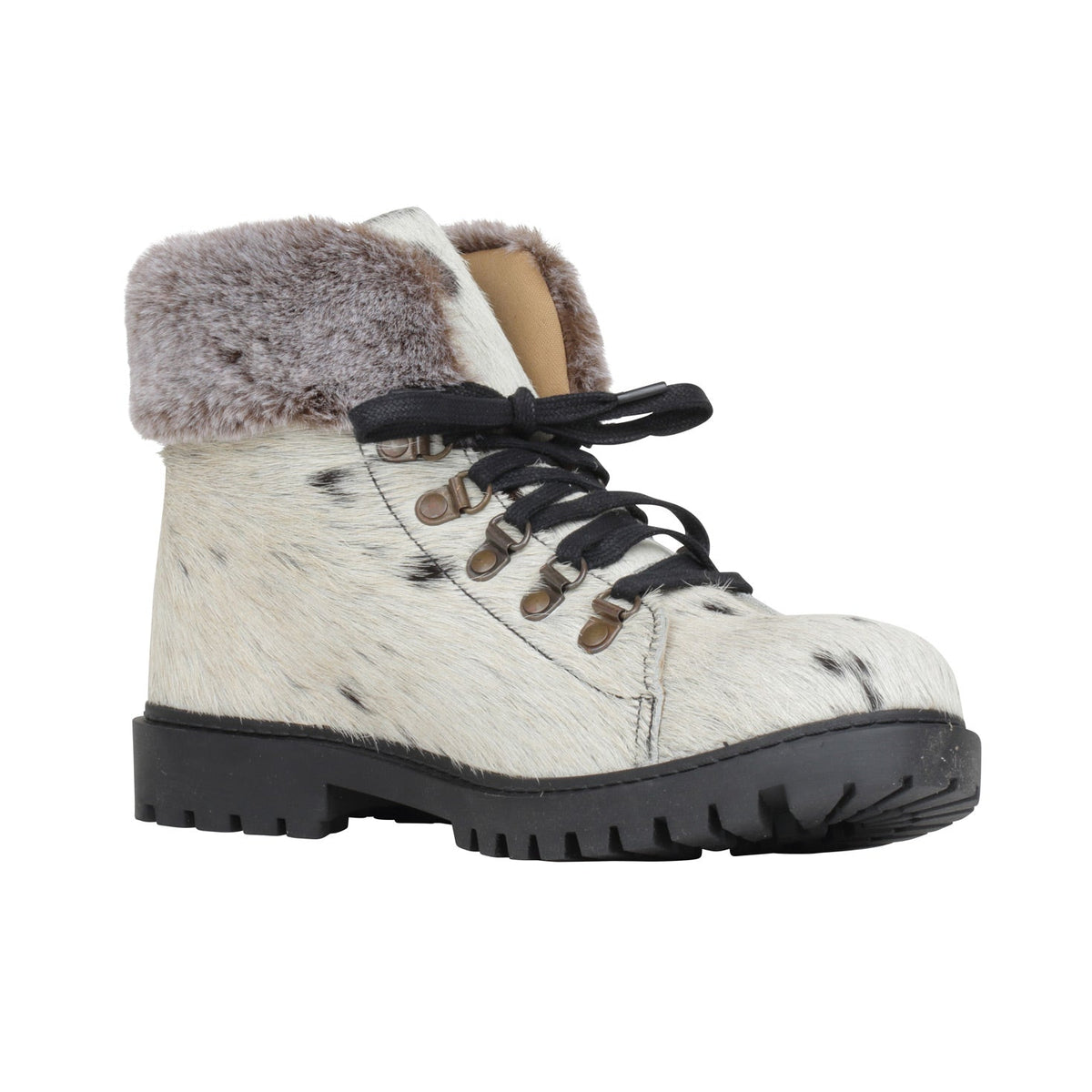 Turbulent Boots