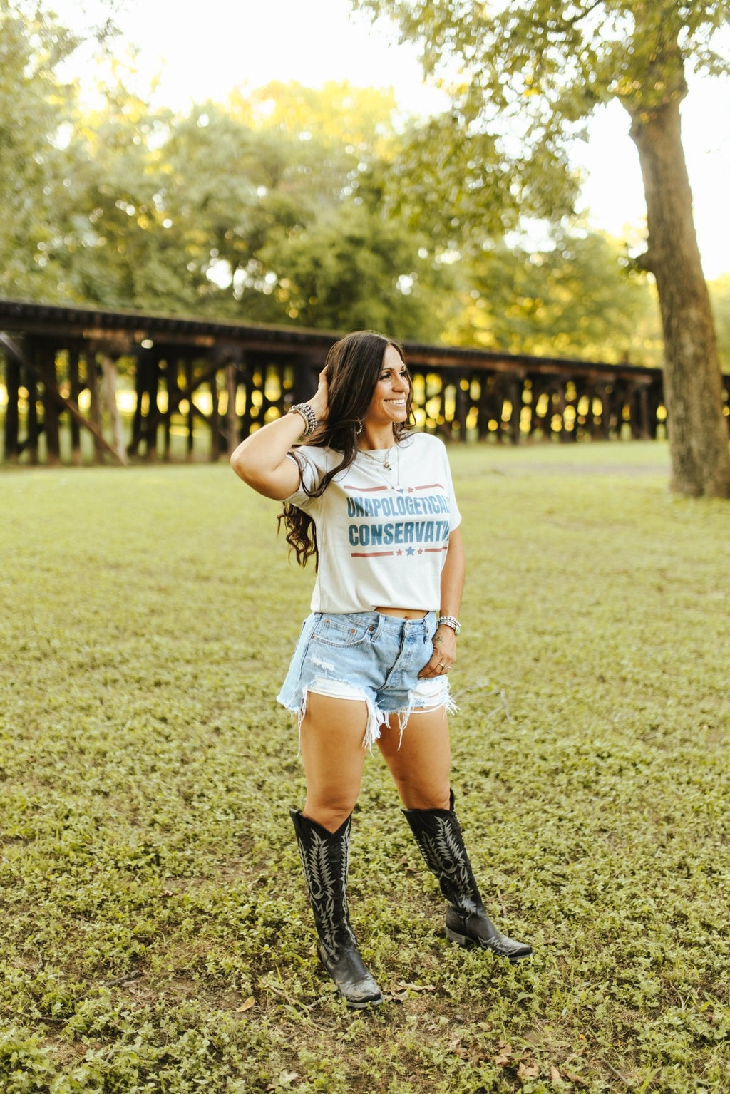 Unapologetically Conservative Graphic Tee
