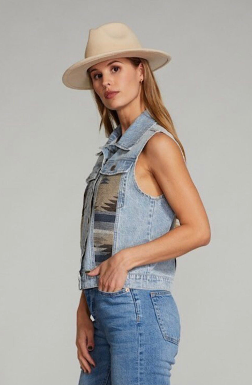 Badlands Horizon Vest