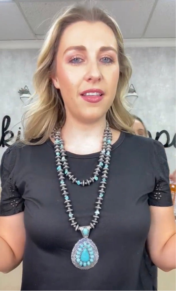 BIGGER IN DALLAS TURQUOISE NECKLACE