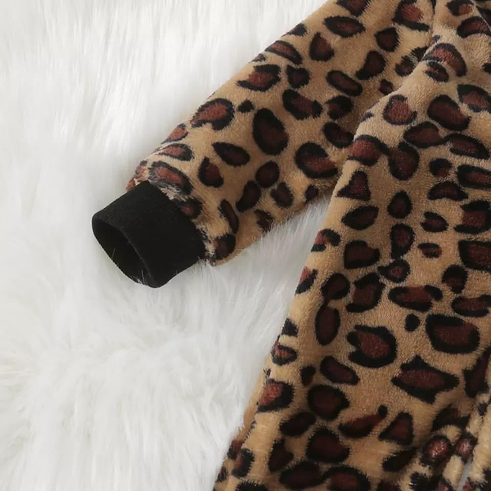 Fleece Leo jumpsuit