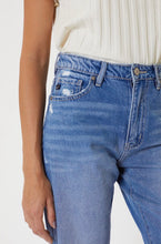 Load image into Gallery viewer, KanCan 90’s Boyfriend Jeans
