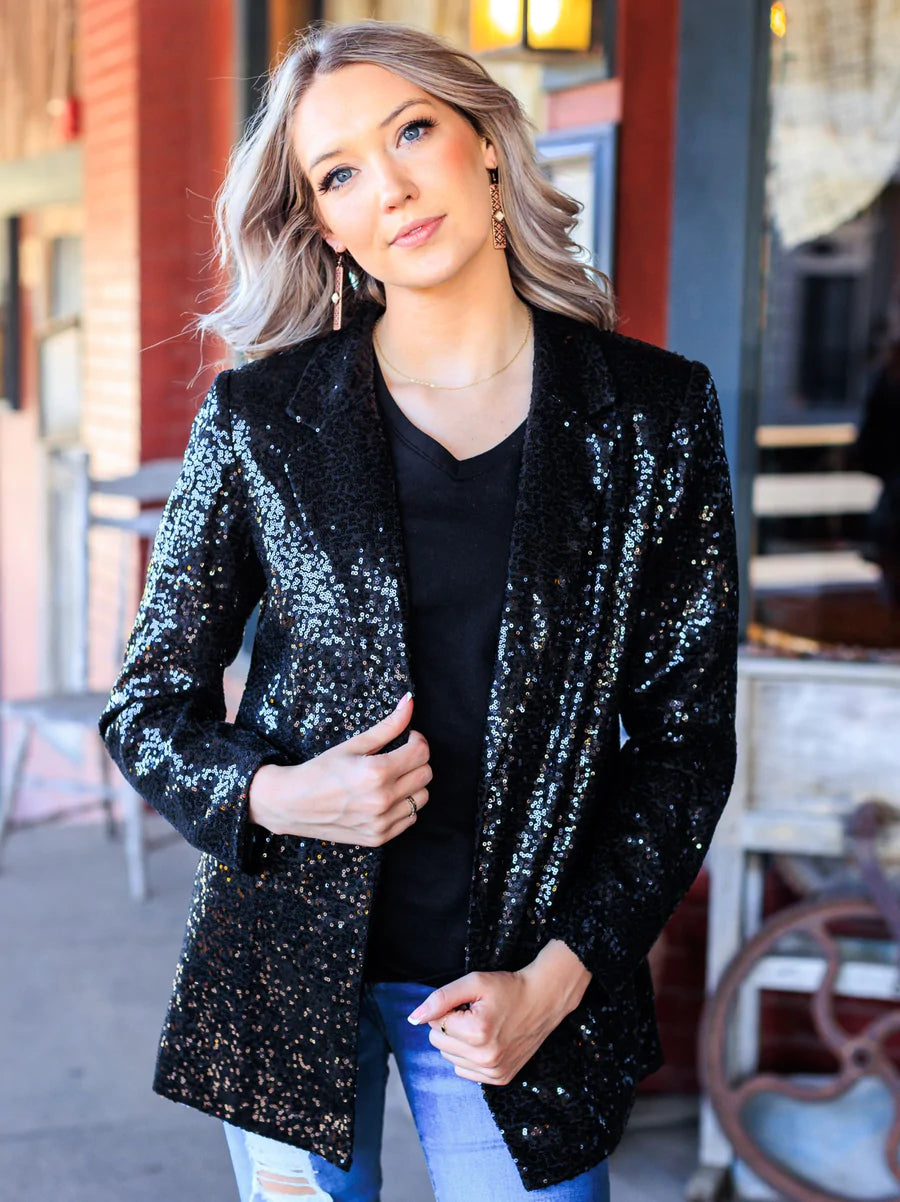 SPOTLIGHT WORTHY SEQUIN BLAZER