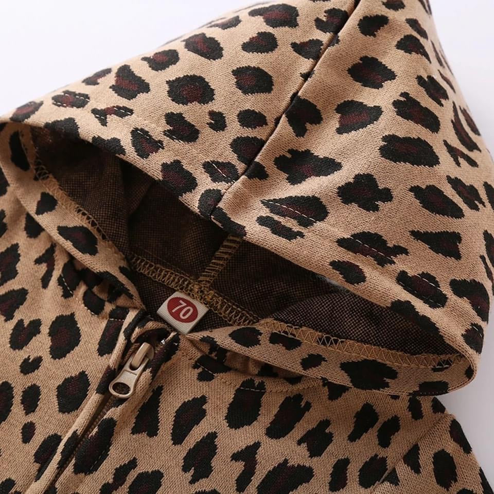 Leo Hoodie Jumper