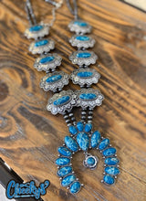 Load image into Gallery viewer, Cheekys Squash Blossom Necklace
