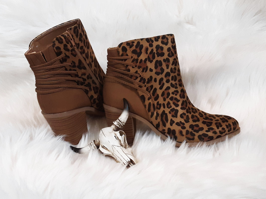 Lacey leopard boot